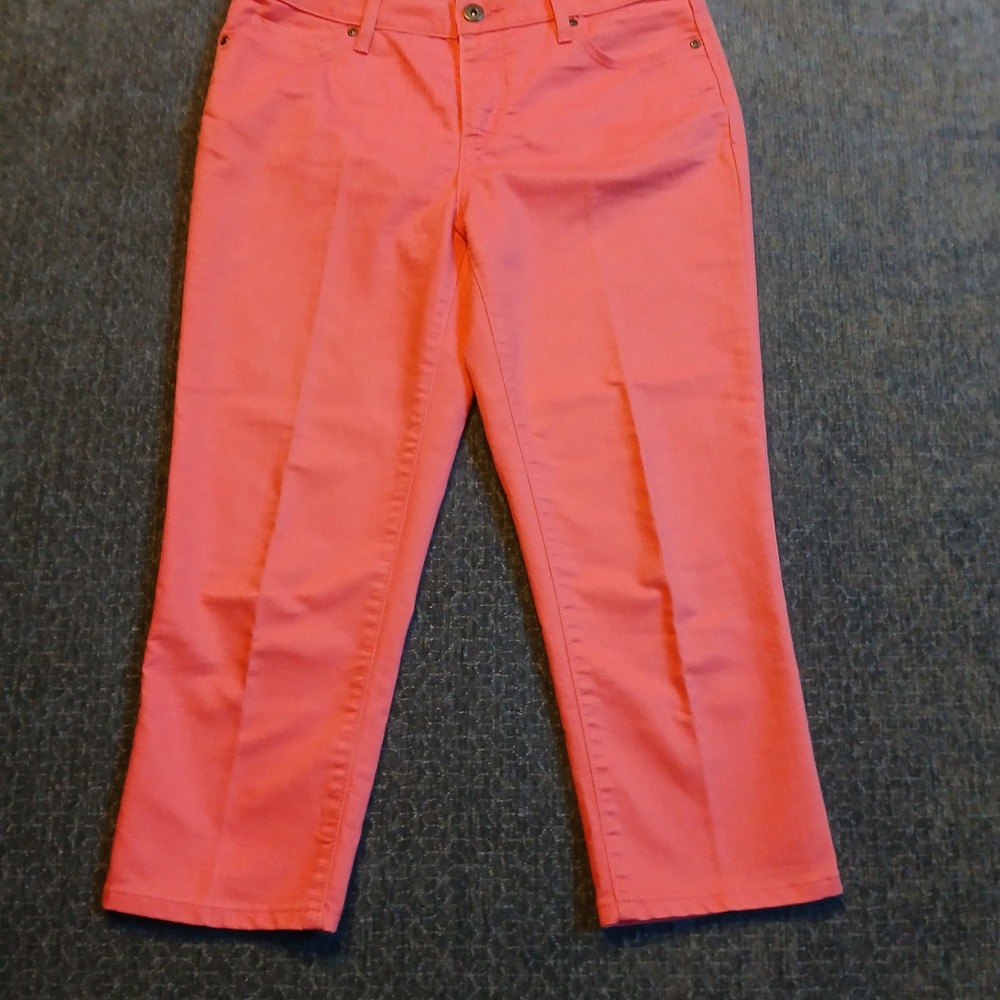 St Johns Bay Sz 10 Coral Pink Cropped Pants Stretch Cotton Straight Leg Capris
